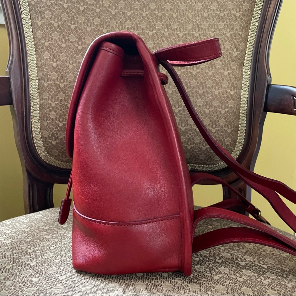 Vintage Coach #9960 Daypack in Red - Picture 4 of 16